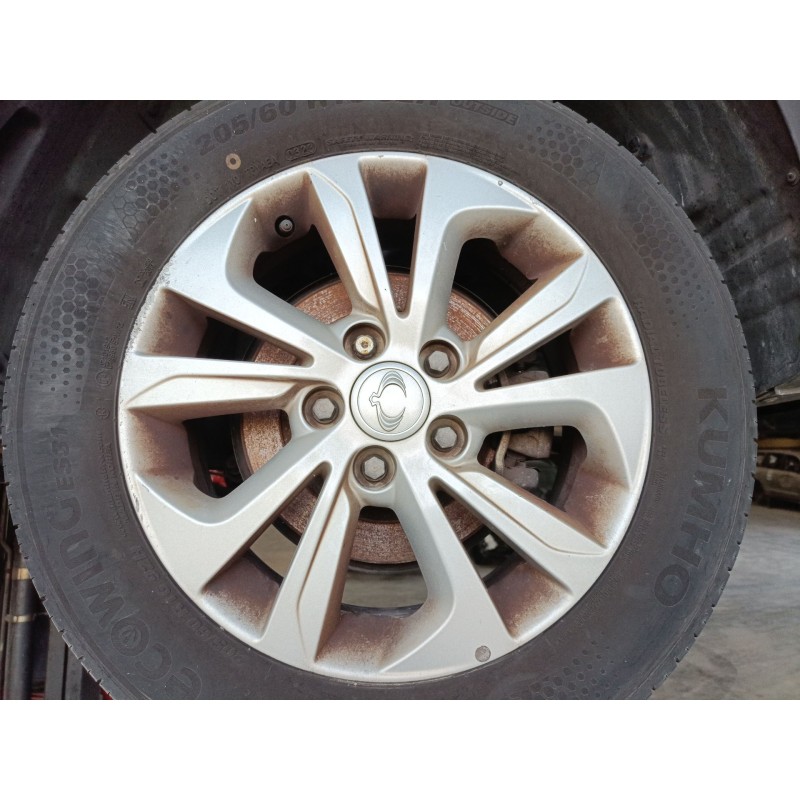 Recambio de llanta para ssangyong xlv suv 1.6 gpl referencia OEM IAM 205/60/16  
