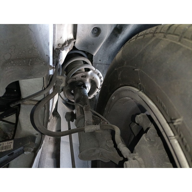 Recambio de amortiguador delantero izquierdo para ssangyong xlv suv 1.6 gpl referencia OEM IAM   