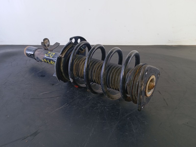 Recambio de amortiguador delantero izquierdo para ford kuga ii (dm2) 1.5 ecoboost referencia OEM IAM HV6118K001BAA  P1-B4-23