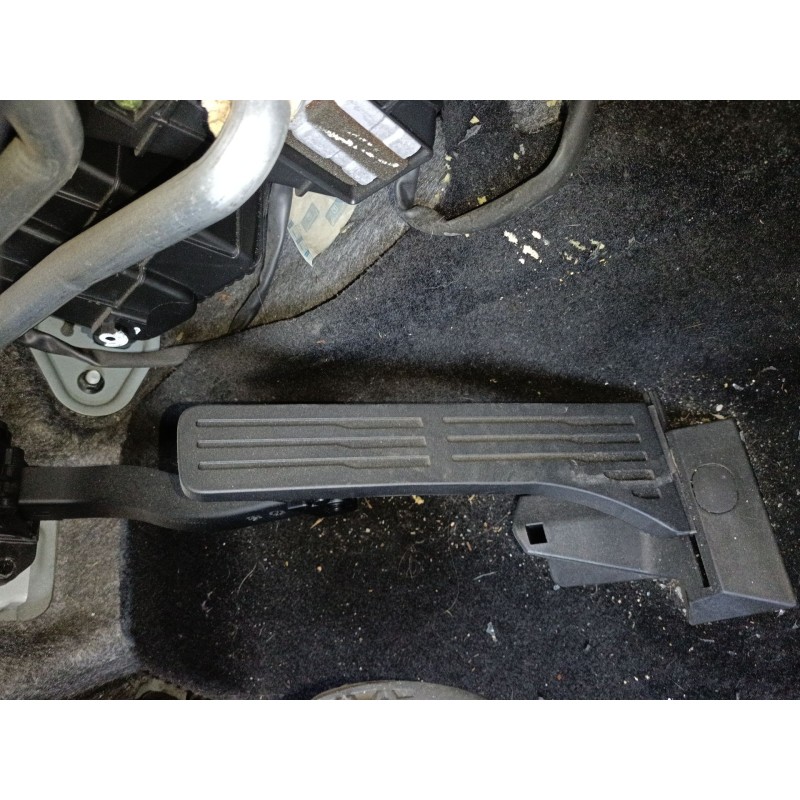 Recambio de pedal acelerador para ssangyong xlv suv 1.6 gpl referencia OEM IAM   