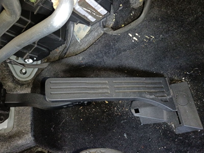 Recambio de pedal acelerador para ssangyong xlv suv 1.6 gpl referencia OEM IAM   