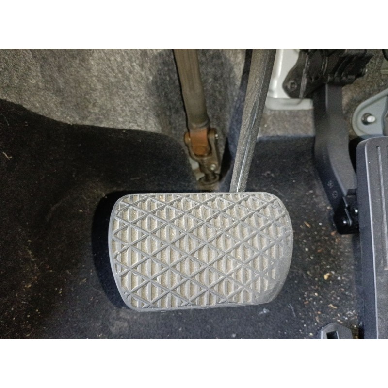 Recambio de pedal freno para ssangyong xlv suv 1.6 gpl referencia OEM IAM   