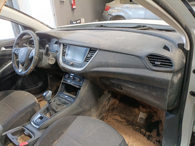 Recambio de salpicadero para opel grandland / grandland x (a18, p1uo) 1.5 turbo d (75) referencia OEM IAM   