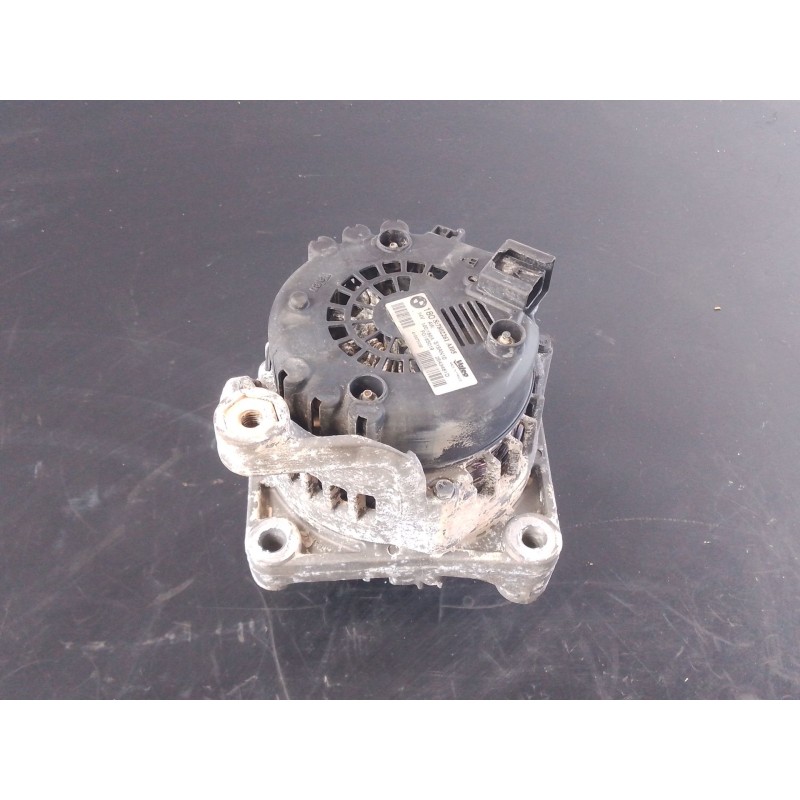 Recambio de alternador para bmw x1 (e84) xdrive 18 d referencia OEM IAM 7802261  P3-A5-5-2