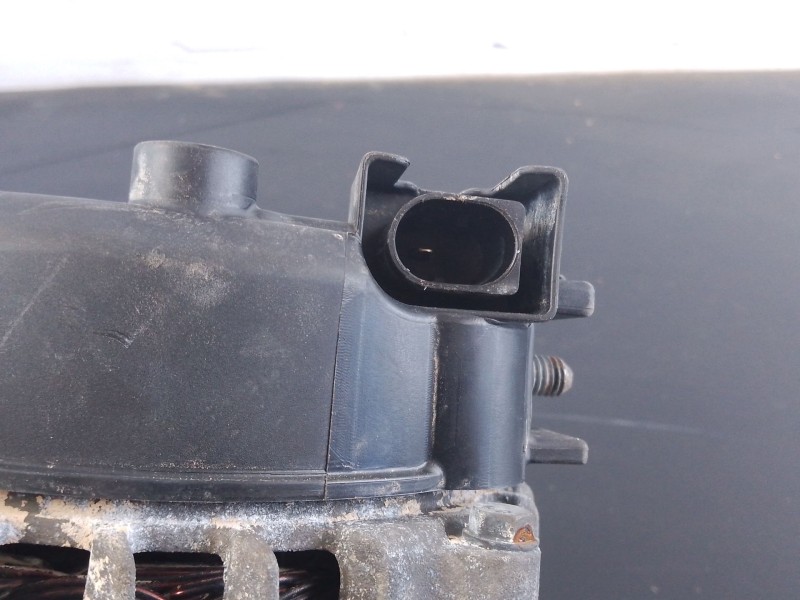 Recambio de alternador para bmw x1 (e84) xdrive 18 d referencia OEM IAM 7802261  P3-A5-5-2