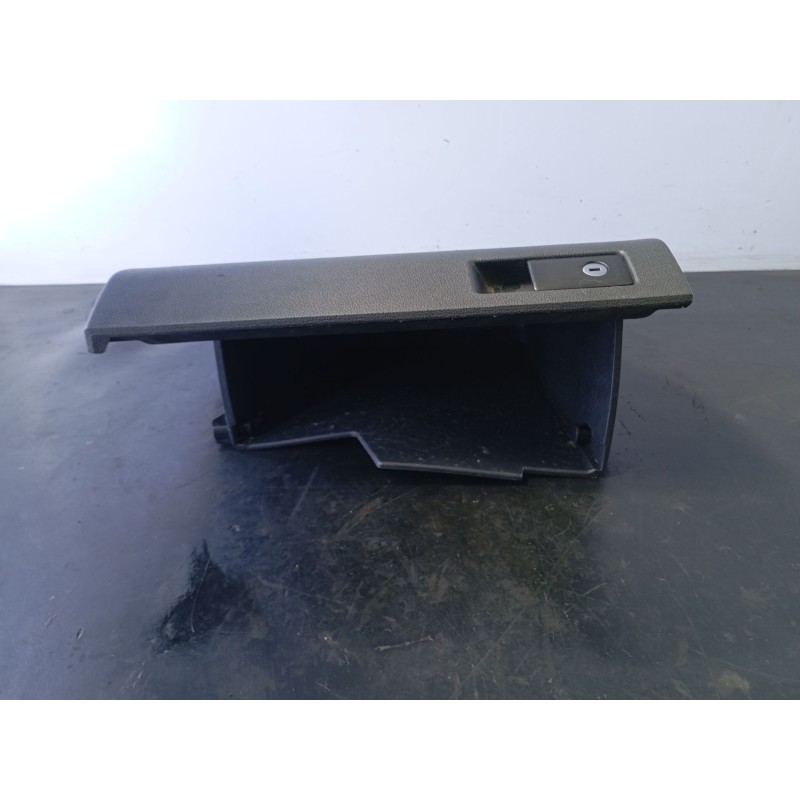 Recambio de guantera para volkswagen caddy ka/kb (2c) trendline 4motion referencia OEM IAM   P2-A3-22