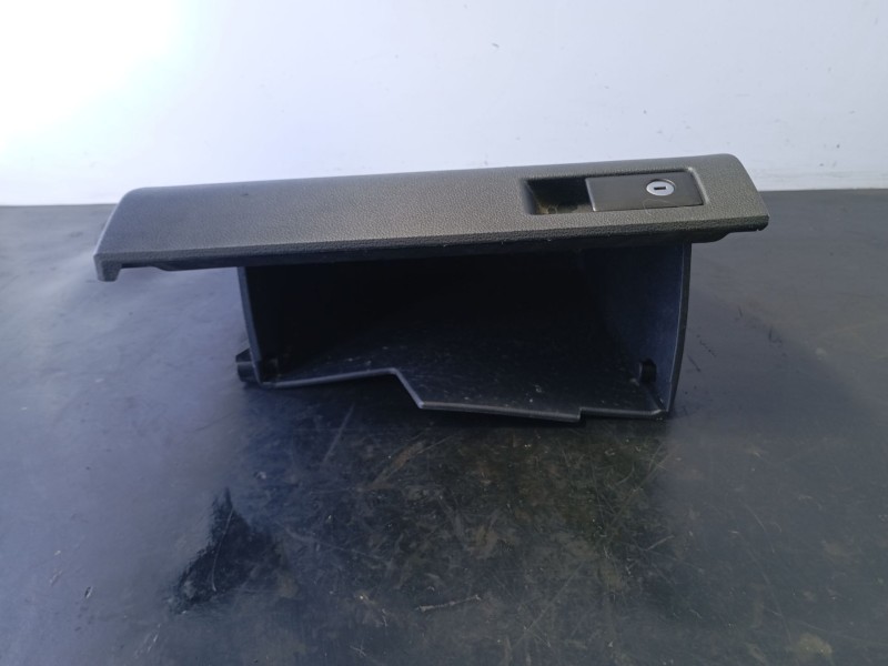 Recambio de guantera para volkswagen caddy ka/kb (2c) trendline 4motion referencia OEM IAM   P2-A3-22