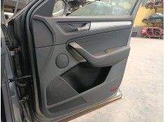 GUARNECIDO PUERTA DELANTERA DERECHA 