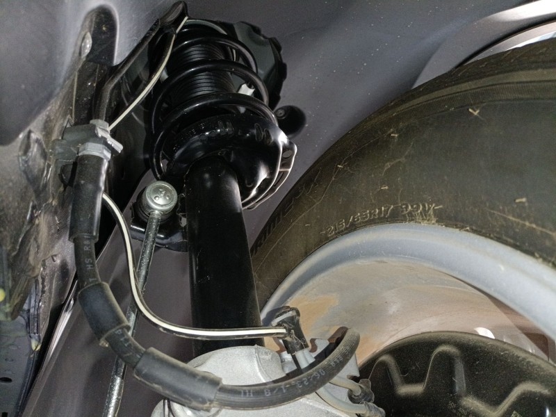 Recambio de amortiguador delantero derecho para skoda kodiaq i (ns6, ns7, nv7) 2.0 tdi referencia OEM IAM   