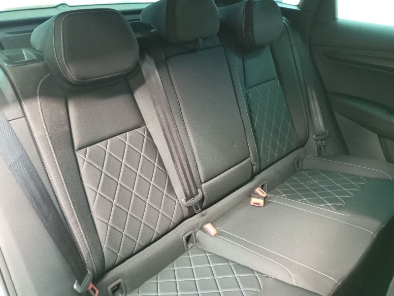 skoda karoq 2.0 tdi nu7 del año 2024