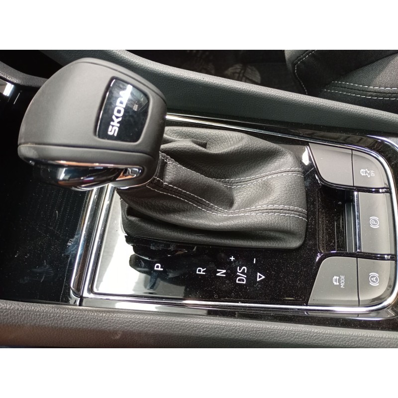 Recambio de palanca cambio para skoda karoq 2.0 tdi nu7 referencia OEM IAM   