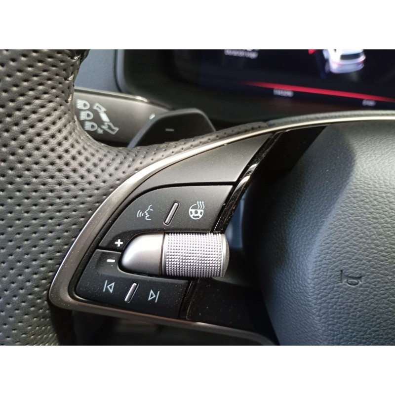 Recambio de volante para skoda karoq 2.0 tdi nu7 referencia OEM IAM   