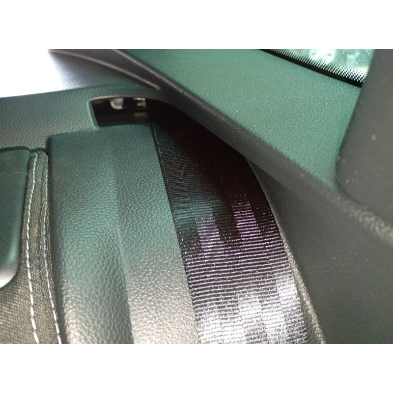 Recambio de cinturon seguridad trasero izquierdo para skoda karoq 2.0 tdi nu7 referencia OEM IAM   