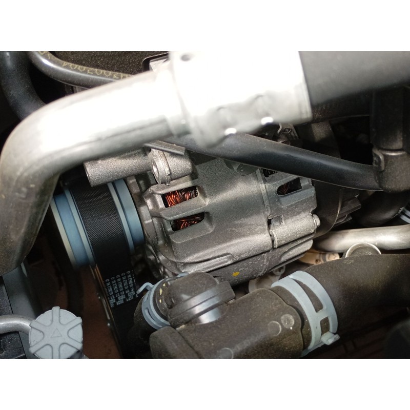 Recambio de alternador para skoda karoq 2.0 tdi nu7 referencia OEM IAM   