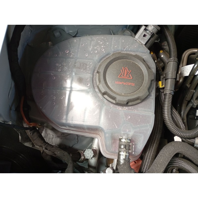 Recambio de deposito expansion para skoda karoq 2.0 tdi nu7 referencia OEM IAM   
