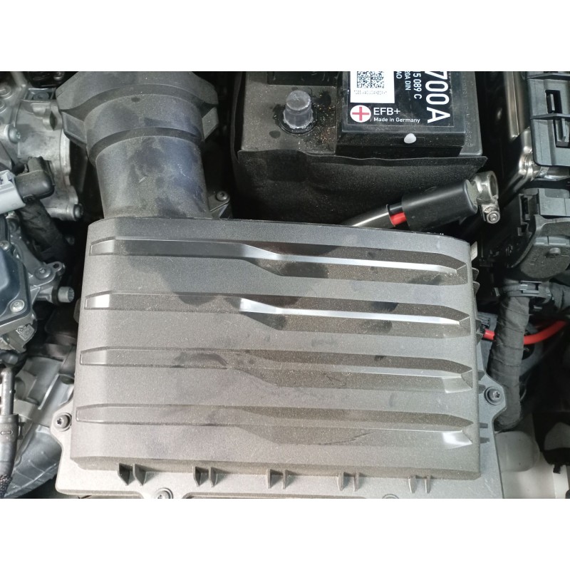 Recambio de filtro aire para skoda karoq 2.0 tdi nu7 referencia OEM IAM   