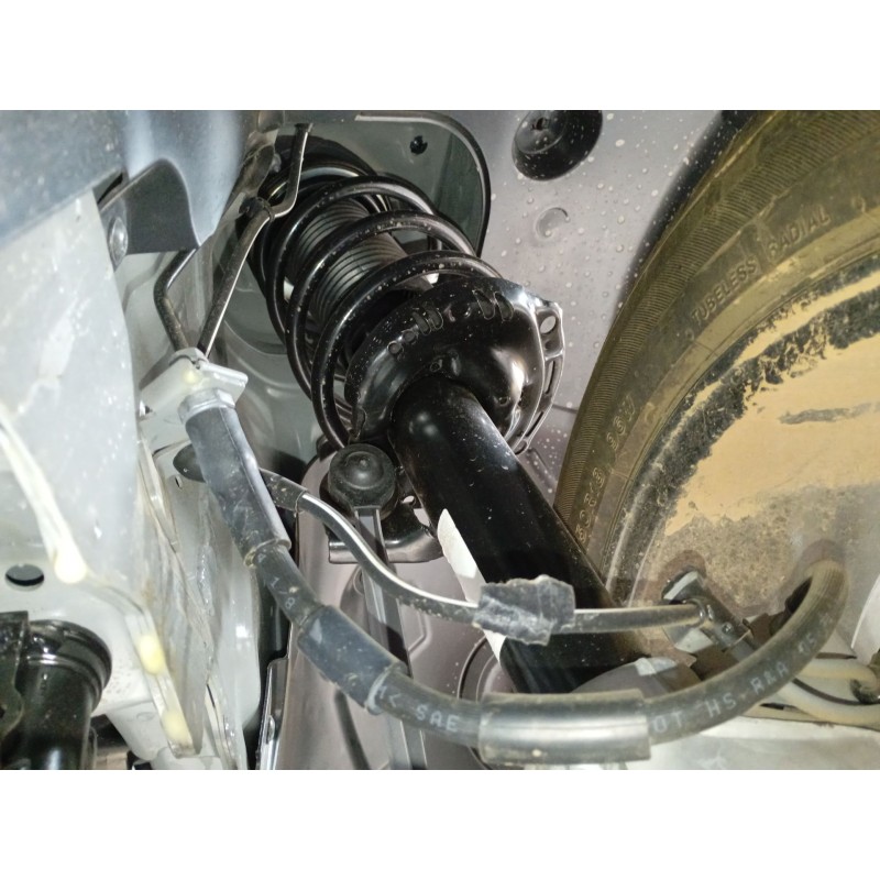 Recambio de amortiguador delantero derecho para skoda karoq 2.0 tdi nu7 referencia OEM IAM   