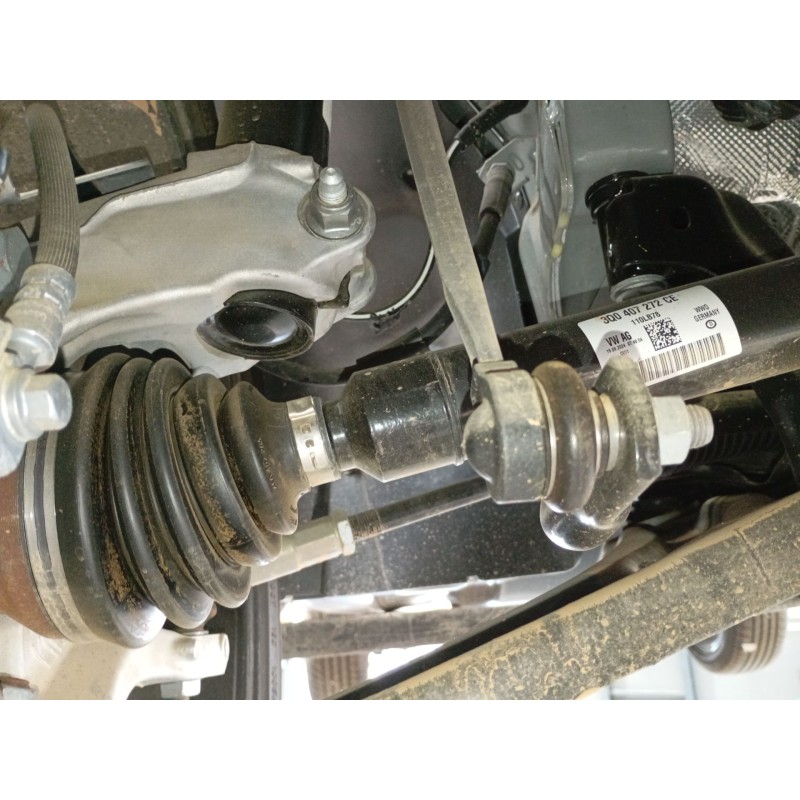 Recambio de transmision delantera derecha para skoda karoq 2.0 tdi nu7 referencia OEM IAM 3Q0407272CE  