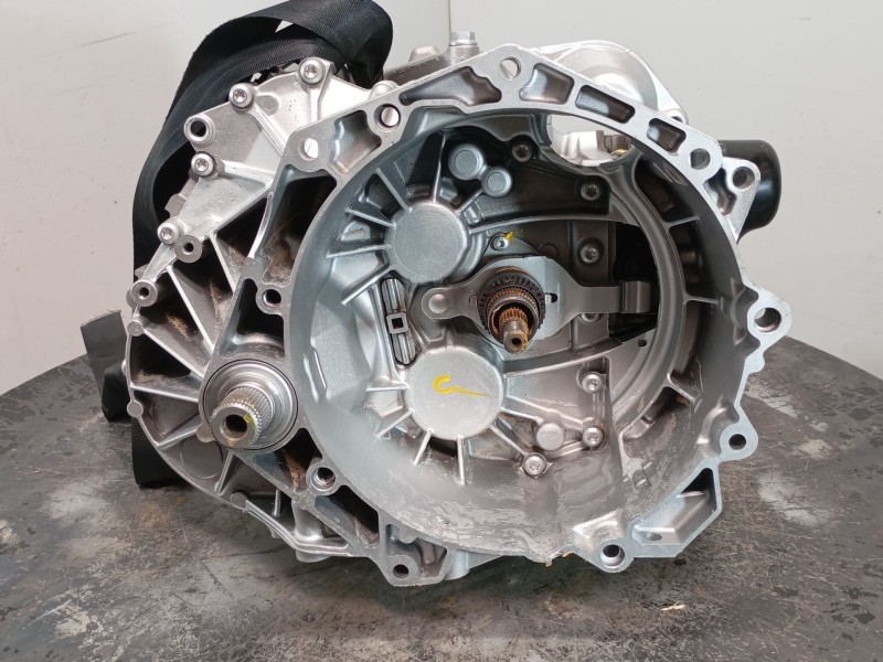 Recambio de caja cambios para volkswagen t-roc (a11, d11) 1.5 tsi referencia OEM IAM   