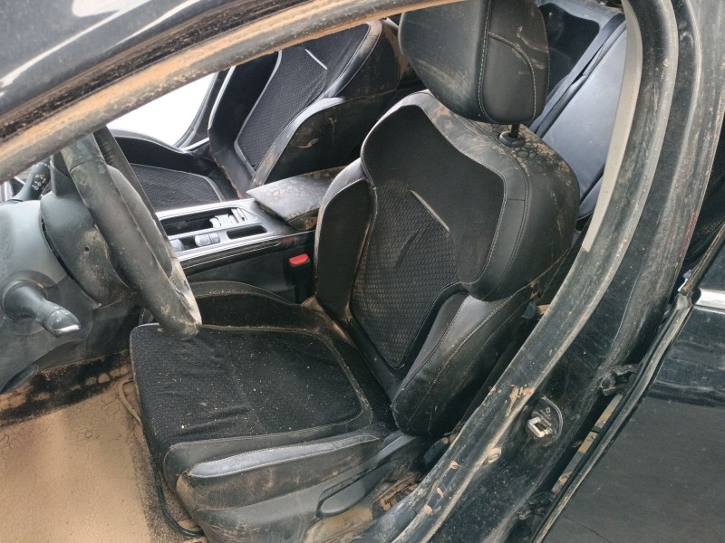 renault megane iv hatchback (b9a/m/n_) del año 2017