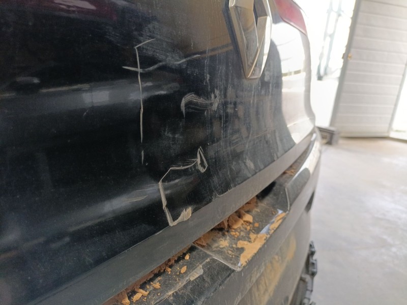 Recambio de porton trasero para renault megane iv hatchback (b9a/m/n_) 1.5 dci 110 (b9a3) referencia OEM IAM   