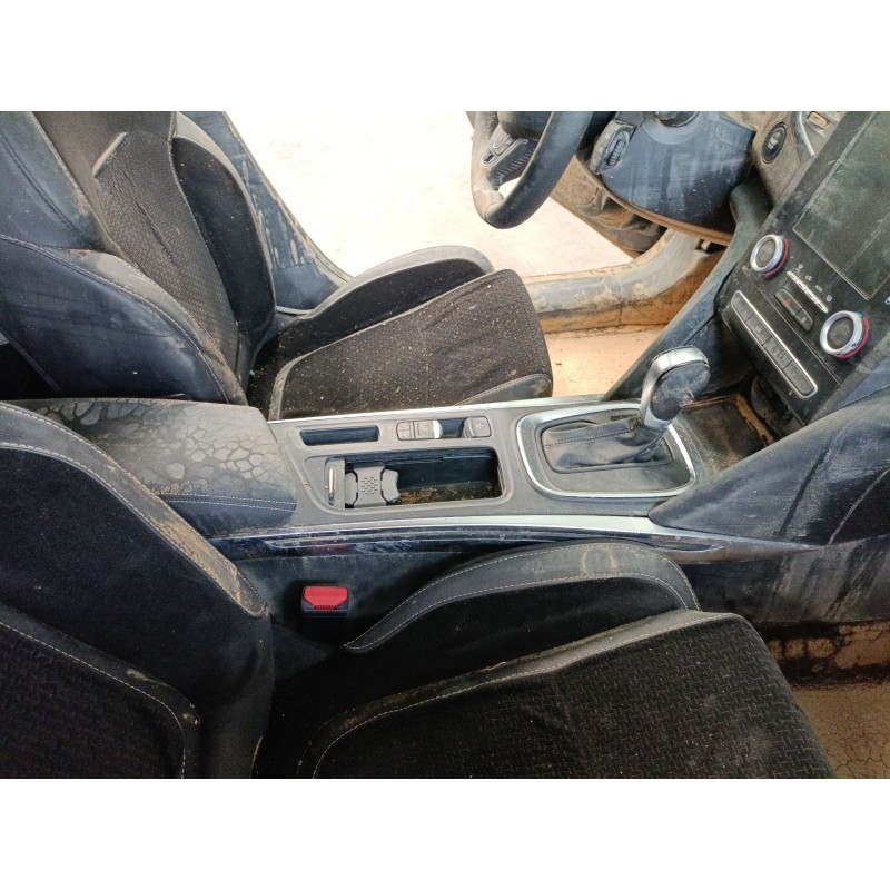 Recambio de consola central para renault megane iv hatchback (b9a/m/n_) 1.5 dci 110 (b9a3) referencia OEM IAM   