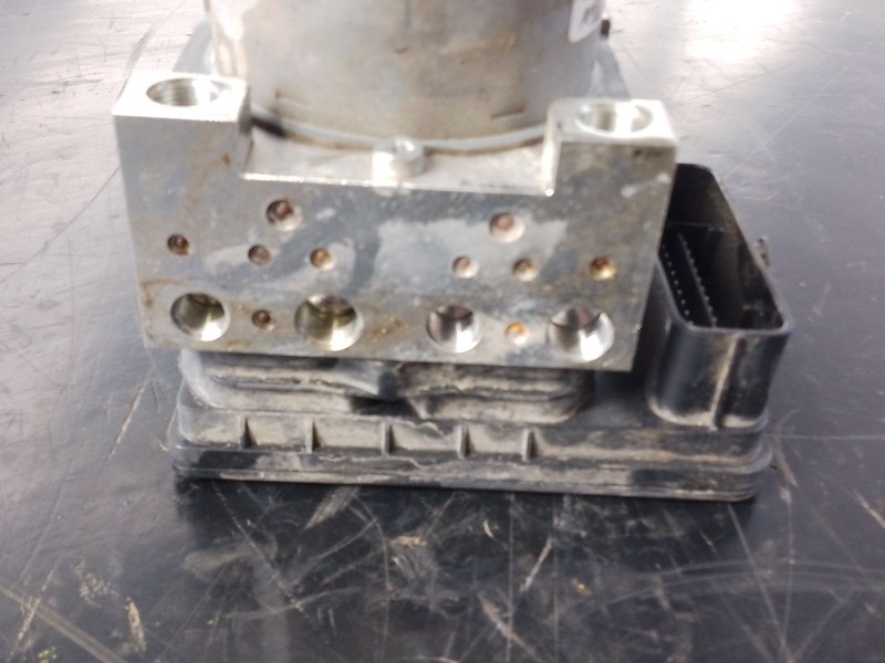 Recambio de abs para peugeot 208 active referencia OEM IAM 9826857180  