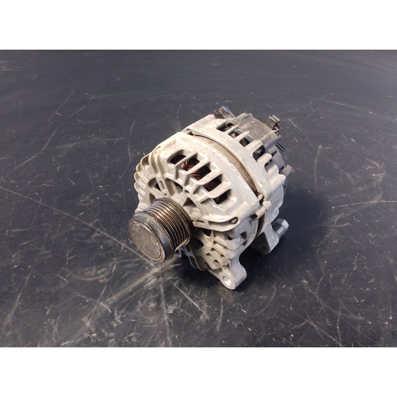 Recambio de alternador para peugeot 208 active referencia OEM IAM   