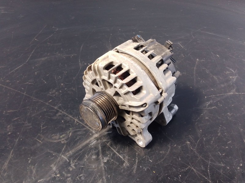 Recambio de alternador para peugeot 208 active referencia OEM IAM   