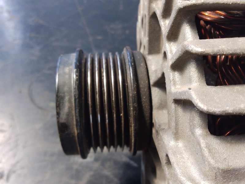 Recambio de alternador para peugeot 208 active referencia OEM IAM   