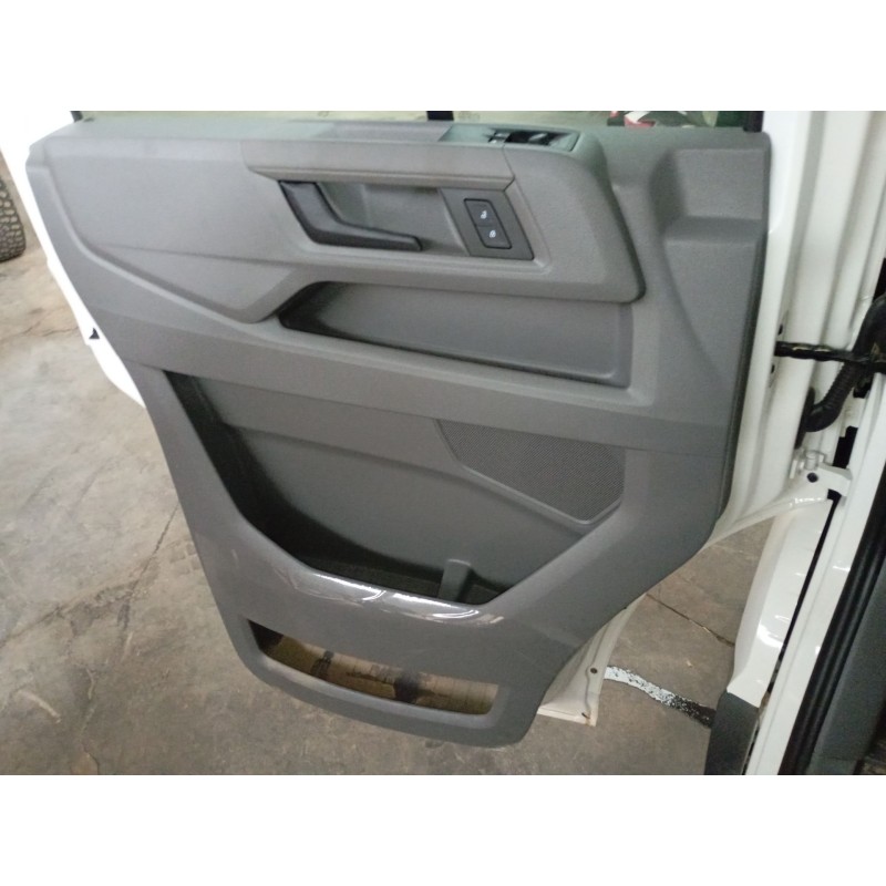 Recambio de guarnecido puerta delantera izquierda para volkswagen crafter furgoneta (sy_, sx_) 2.0 tdi referencia OEM IAM   
