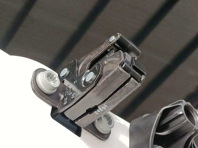 Recambio de cerradura maletero / porton para volkswagen crafter furgoneta (sy_, sx_) 2.0 tdi referencia OEM IAM   