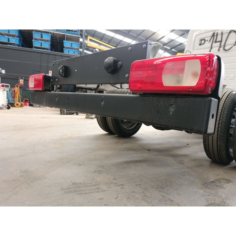 Recambio de paragolpes trasero para volkswagen crafter caja/chasis (sz_) 2.0 tdi rwd referencia OEM IAM   