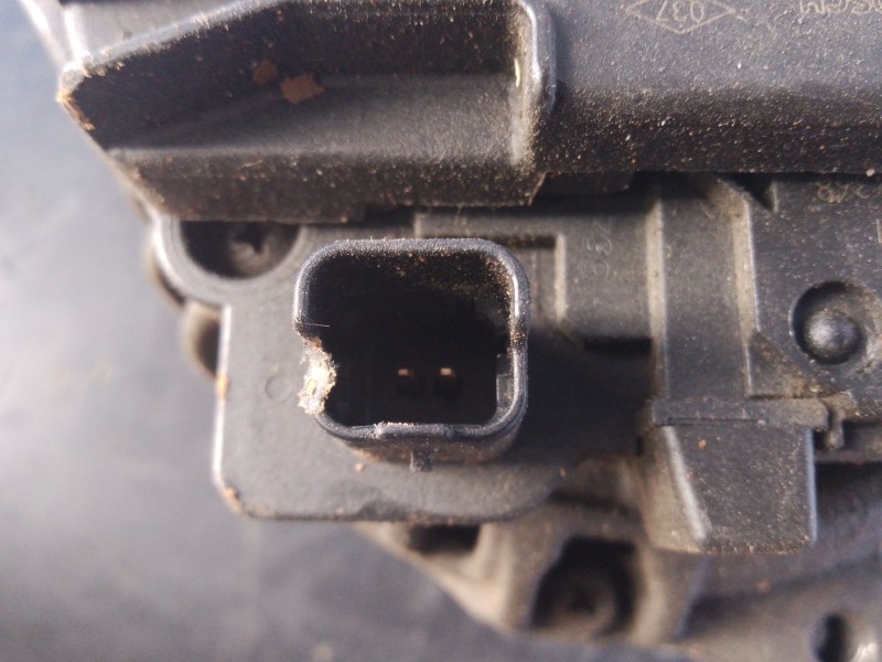 Recambio de alternador para renault master ii phase 2 caja cerrada 2.5 diesel referencia OEM IAM   