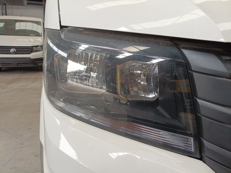 Recambio de faro derecho para volkswagen crafter caja/chasis (sz_) 2.0 tdi rwd referencia OEM IAM   