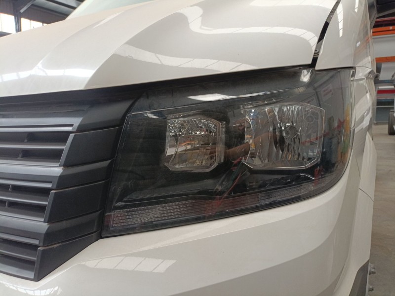 Recambio de faro izquierdo para volkswagen crafter caja/chasis (sz_) 2.0 tdi rwd referencia OEM IAM   