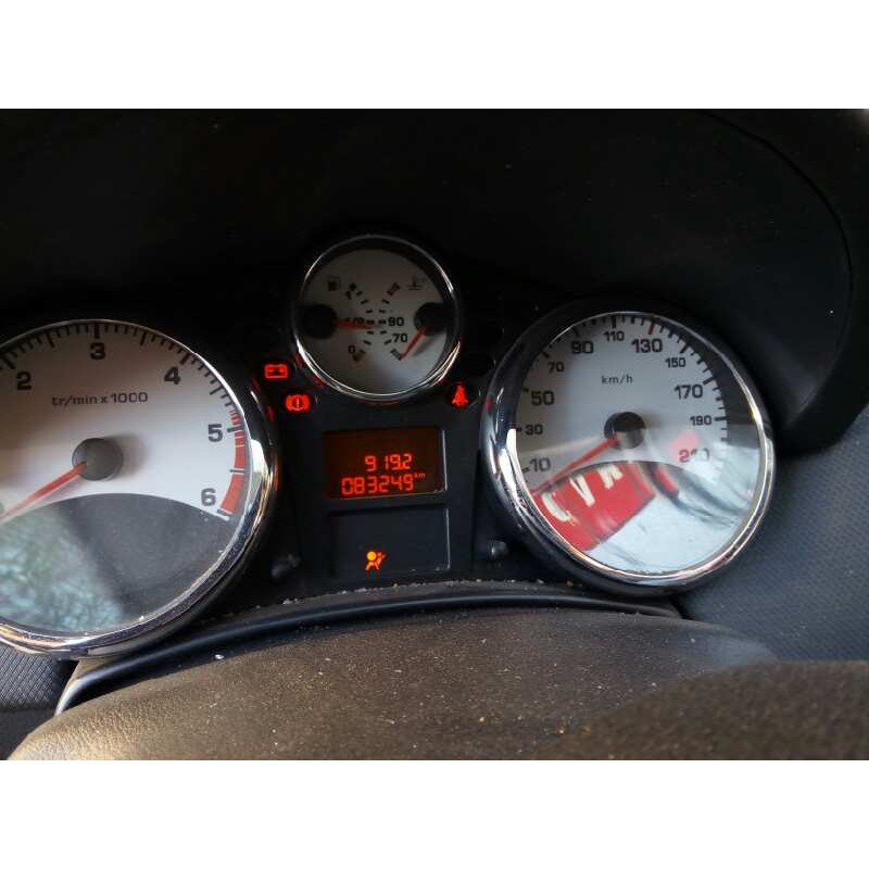 peugeot 207 del año 2009