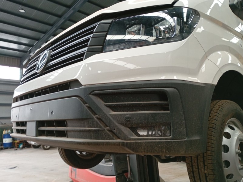 Recambio de paragolpes delantero para volkswagen crafter caja/chasis (sz_) 2.0 tdi rwd referencia OEM IAM   