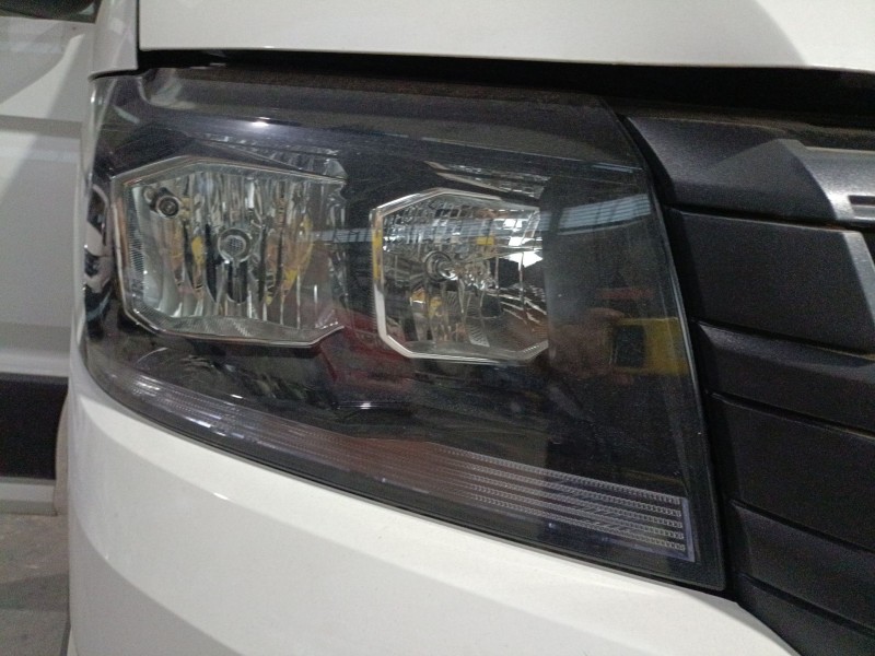 Recambio de faro derecho para volkswagen crafter furgoneta (sy_, sx_) 2.0 tdi referencia OEM IAM   