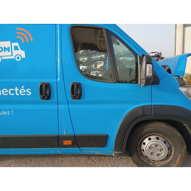 Recambio de puerta delantera derecha para opel movano c furgoneta (u9) 2.2 d referencia OEM IAM   