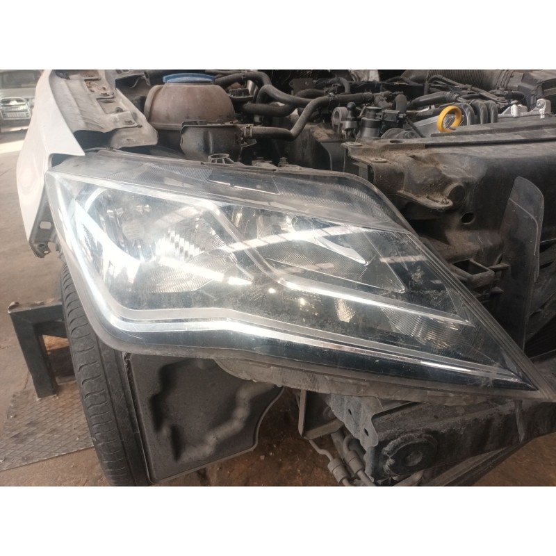 Recambio de faro derecho para seat toledo iv (kg3) 1.6 tdi referencia OEM IAM   