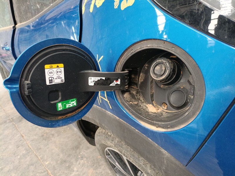 Recambio de tapa exterior combustible para ford puma (j2k, cf7) 1.0 ecoboost referencia OEM IAM   