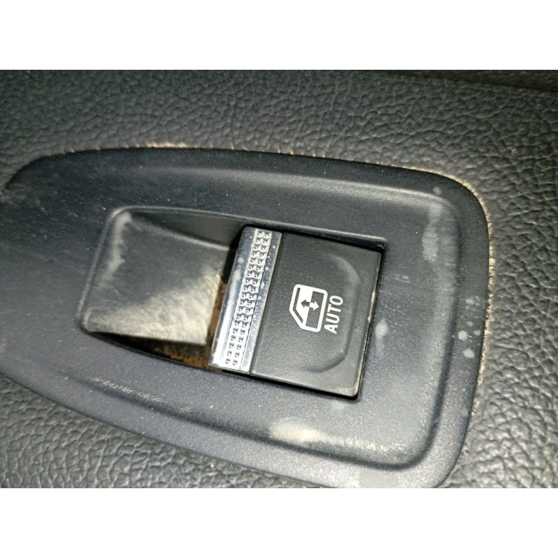 Recambio de mando elevalunas delantero derecho para renault arkana i (lcm_, ldn_) 1.6 e-tech 145 (ldmu) referencia OEM IAM   