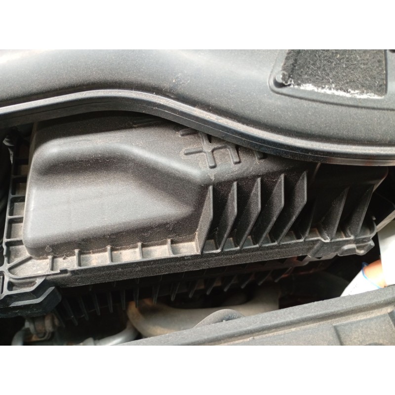 Recambio de filtro aire para renault arkana i (lcm_, ldn_) 1.6 e-tech 145 (ldmu) referencia OEM IAM   