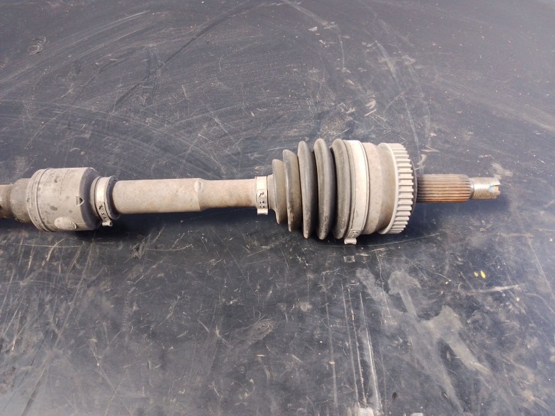 Recambio de transmision delantera derecha para kia carens iv van (a4) crdi referencia OEM IAM 49501A4220  P1-A6-49