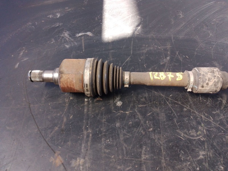 Recambio de transmision delantera derecha para kia carens iv van (a4) crdi referencia OEM IAM 49501A4220  P1-A6-49