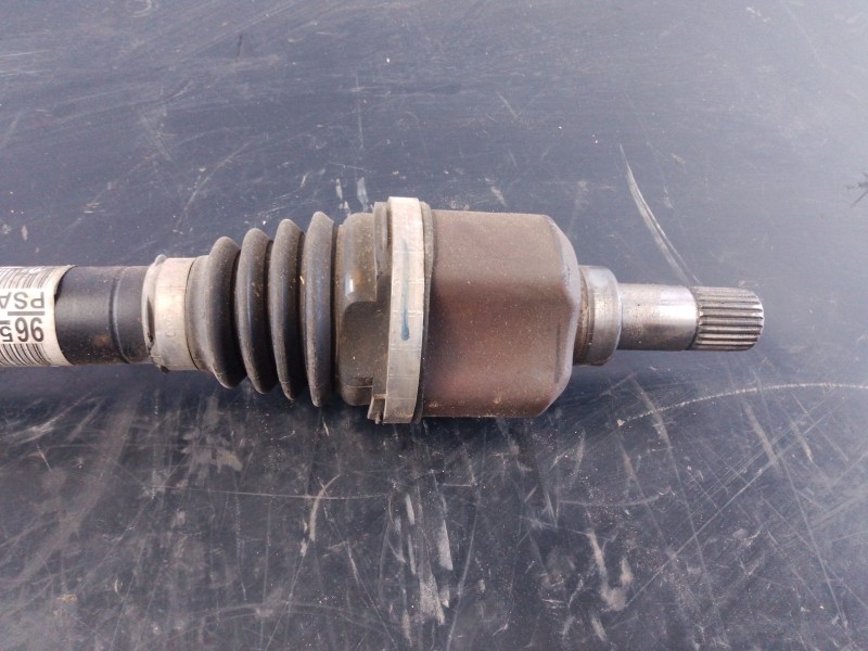 Recambio de transmision delantera izquierda para peugeot 208 active referencia OEM IAM   