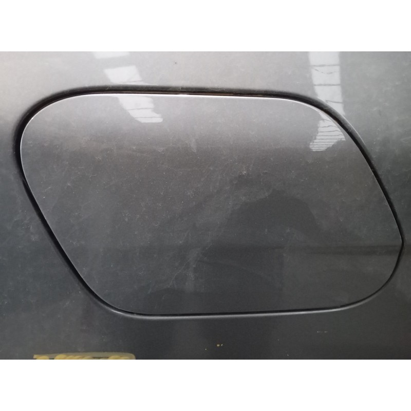 Recambio de tapa exterior combustible para bmw 1 (f40) 118 d referencia OEM IAM   