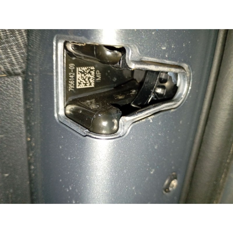 Recambio de cerradura puerta delantera derecha para bmw 1 (f40) 118 d referencia OEM IAM   