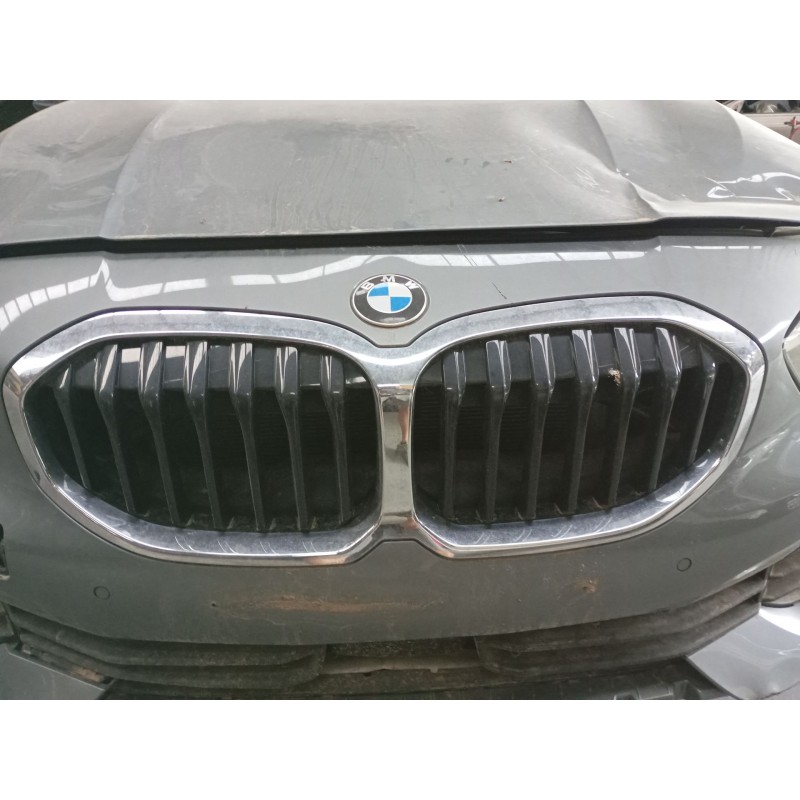 Recambio de rejilla delantera para bmw 1 (f40) 118 d referencia OEM IAM   